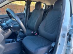 RENAULT KWID ZEN 1.0 2021/2022 SÉTIMA VEÍCULOS GUAPORÉ / Carros no Vale