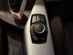 Bmw 120i Active 2016/2016 SIM VEÍCULOS PORTO ALEGRE / Carros no Vale