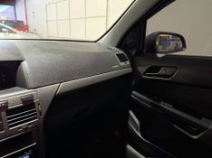 Chevrolet Vectra Expression 2.0 8v 2010/2011 SIM VEÍCULOS PORTO ALEGRE / Carros no Vale