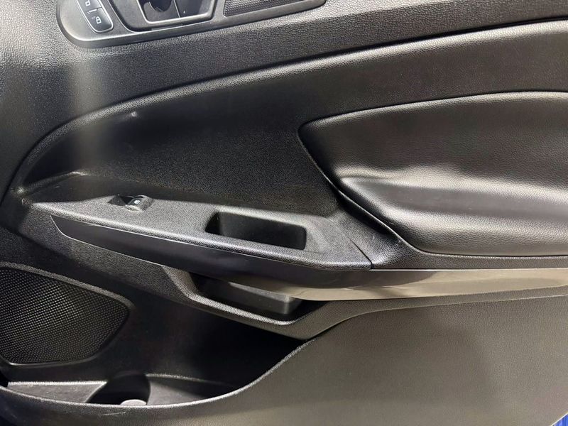 Ford Ecosport Fsl 1.5 2017/2018 SIM VEÍCULOS PORTO ALEGRE / Carros no Vale