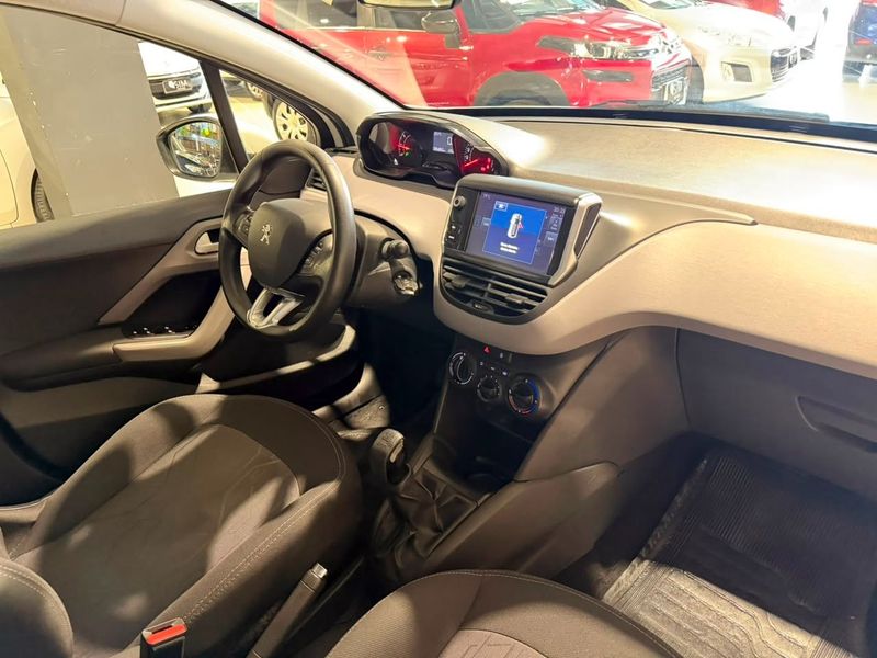 Peugeot 208 1.2 Active Pack 12v 2016/2017 SIM VEÍCULOS PORTO ALEGRE / Carros no Vale