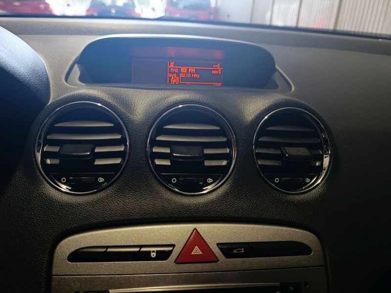 Peugeot 308 Allure 1.6 Mc 2013/2013 SIM VEÍCULOS PORTO ALEGRE / Carros no Vale
