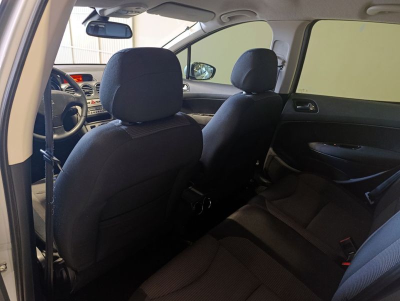 Peugeot 308 Allure 1.6 Mc 2013/2013 SIM VEÍCULOS PORTO ALEGRE / Carros no Vale