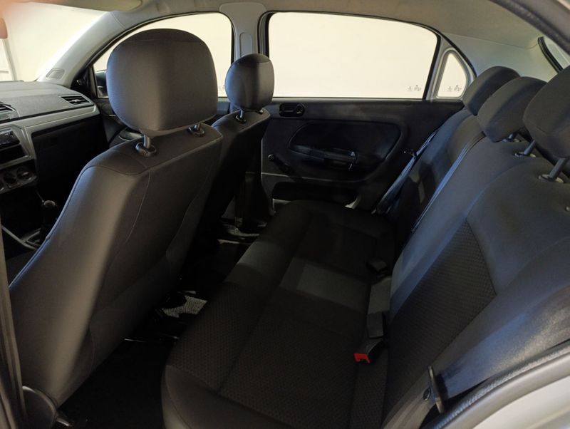 Volkswagen Gol Mpi 2022/2023 SIM VEÍCULOS PORTO ALEGRE / Carros no Vale