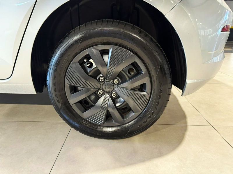 Volkswagen Polo Track 1.0 12v 2023/2023 SIM VEÍCULOS PORTO ALEGRE / Carros no Vale