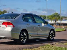 Honda Civic Sed LXL/ LXL SE 1.8 16V 2010/2011 AUTO NÍVEL VEÍCULOS SANTA CRUZ DO SUL / Carros no Vale
