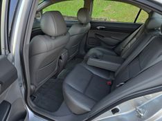 Honda Civic Sed LXL/ LXL SE 1.8 16V 2010/2011 AUTO NÍVEL VEÍCULOS SANTA CRUZ DO SUL / Carros no Vale
