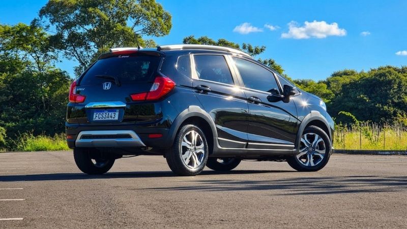 Honda WR-V EX 1.5 Flexone 16V 2017/2018 AUTO NÍVEL VEÍCULOS SANTA CRUZ DO SUL / Carros no Vale Honda WR-V EX 1.5 Flexone 16V 2017/2018 AUTO NÍVEL VEÍCULOS SANTA CRUZ DO SUL / Carros no Vale