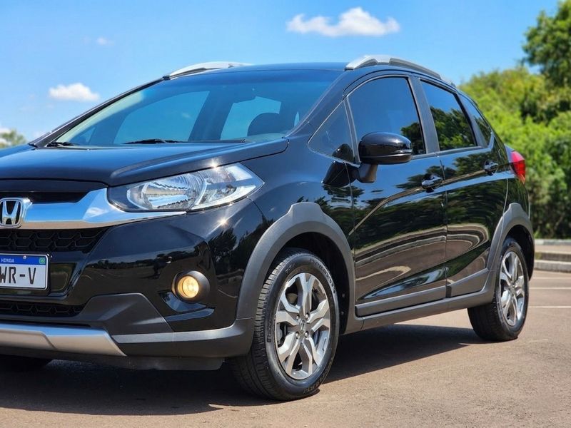 Honda WR-V EX 1.5 Flexone 16V 2017/2018 AUTO NÍVEL VEÍCULOS SANTA CRUZ DO SUL / Carros no Vale Honda WR-V EX 1.5 Flexone 16V 2017/2018 AUTO NÍVEL VEÍCULOS SANTA CRUZ DO SUL / Carros no Vale
