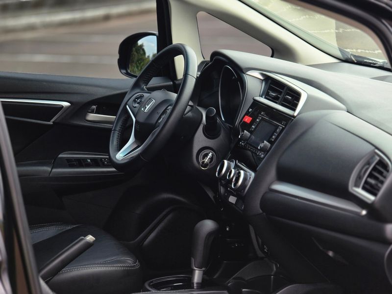Honda WR-V EX 1.5 Flexone 16V 2017/2018 AUTO NÍVEL VEÍCULOS SANTA CRUZ DO SUL / Carros no Vale Honda WR-V EX 1.5 Flexone 16V 2017/2018 AUTO NÍVEL VEÍCULOS SANTA CRUZ DO SUL / Carros no Vale