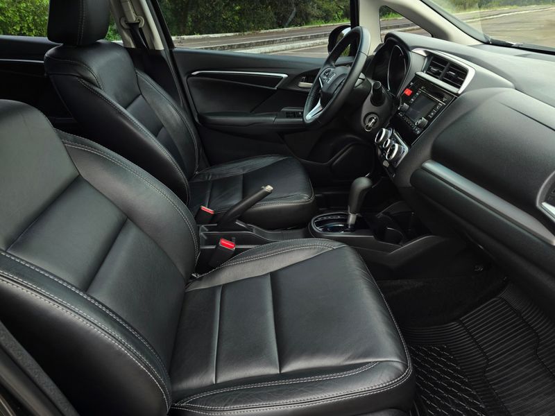 Honda WR-V EX 1.5 Flexone 16V 2017/2018 AUTO NÍVEL VEÍCULOS SANTA CRUZ DO SUL / Carros no Vale Honda WR-V EX 1.5 Flexone 16V 2017/2018 AUTO NÍVEL VEÍCULOS SANTA CRUZ DO SUL / Carros no Vale