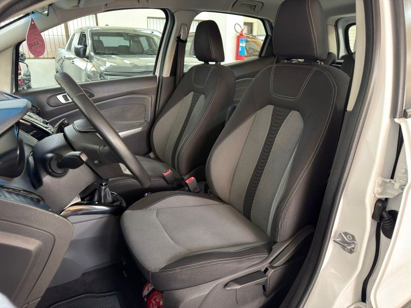 FORD ECOSPORT 1.6 FREESTYLE 16V 2013/2014 SUL SERRA MOTORS CAXIAS DO SUL / Carros no Vale FORD ECOSPORT 1.6 FREESTYLE 16V 2013/2014 SUL SERRA MOTORS CAXIAS DO SUL / Carros no Vale
