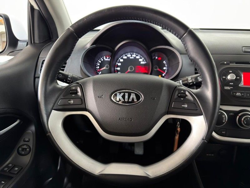 KIA PICANTO 1.0 EX 12V 2013/2014 SUL SERRA MOTORS CAXIAS DO SUL / Carros no Vale KIA PICANTO 1.0 EX 12V 2013/2014 SUL SERRA MOTORS CAXIAS DO SUL / Carros no Vale