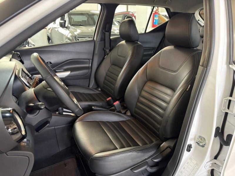 NISSAN KICKS 1.6 16V SV XTRONIC 2020/2021 SUL SERRA MOTORS CAXIAS DO SUL / Carros no Vale