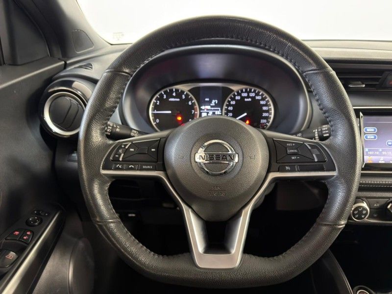NISSAN KICKS 1.6 16V SV XTRONIC 2020/2021 SUL SERRA MOTORS CAXIAS DO SUL / Carros no Vale