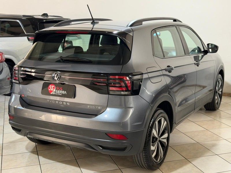 VOLKSWAGEN T-CROSS 1.0 TSI 200 12V 2021/2022 SUL SERRA MOTORS CAXIAS DO SUL / Carros no Vale