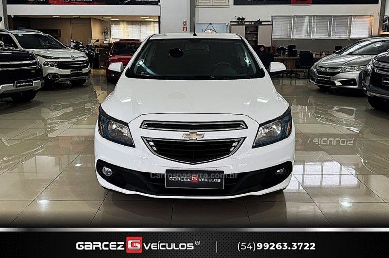 CHEVROLET PRISMA 1.4 MPFI LT 8V 2013/2014 GARCEZ VEÍCULOS BENTO GONÇALVES / Carros no Vale CHEVROLET PRISMA 1.4 MPFI LT 8V 2013/2014 GARCEZ VEÍCULOS BENTO GONÇALVES / Carros no Vale