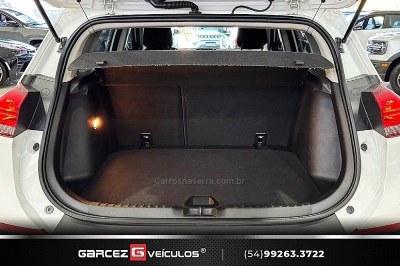 CHEVROLET TRACKER 1.0 12V LT TURBO 2021/2022 GARCEZ VEÍCULOS BENTO GONÇALVES / Carros no Vale