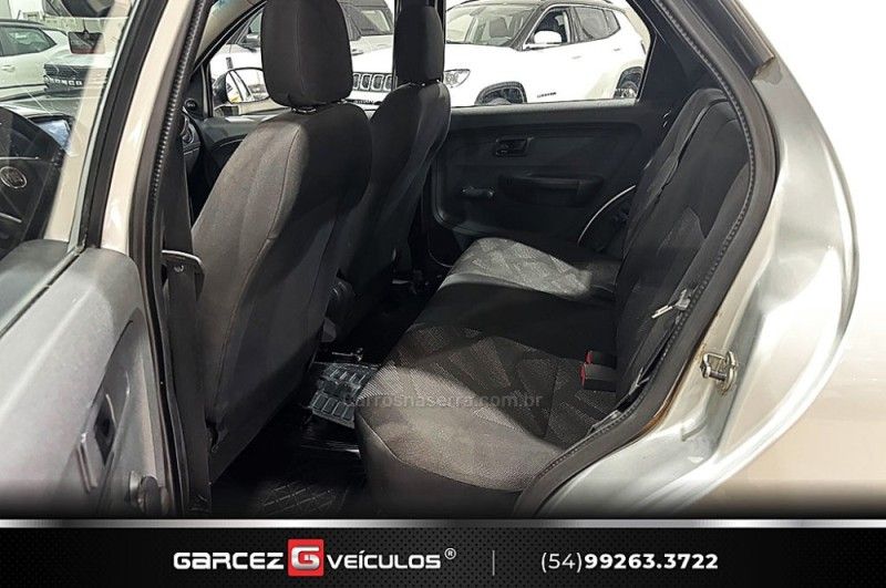 FIAT PALIO 1.0 MPI FIRE 8V 2015/2016 GARCEZ VEÍCULOS BENTO GONÇALVES / Carros no Vale FIAT PALIO 1.0 MPI FIRE 8V 2015/2016 GARCEZ VEÍCULOS BENTO GONÇALVES / Carros no Vale