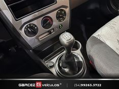 FORD FIESTA 1.6 MPI CLASS HATCH 8V 2007/2008 GARCEZ VEÍCULOS BENTO GONÇALVES / Carros no Vale