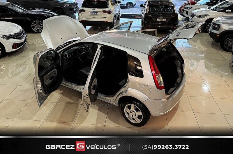 FORD FIESTA 1.6 MPI CLASS HATCH 8V 2007/2008 GARCEZ VEÍCULOS BENTO GONÇALVES / Carros no Vale
