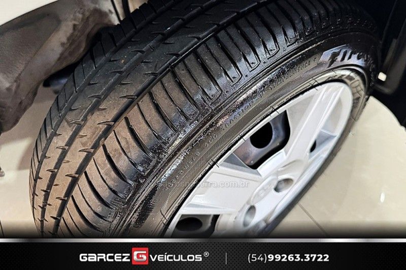 FORD FIESTA 1.6 MPI CLASS HATCH 8V 2007/2008 GARCEZ VEÍCULOS BENTO GONÇALVES / Carros no Vale