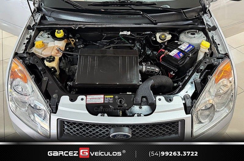 FORD FIESTA 1.6 MPI CLASS HATCH 8V 2007/2008 GARCEZ VEÍCULOS BENTO GONÇALVES / Carros no Vale