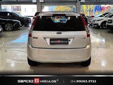 FORD FIESTA 1.6 MPI CLASS HATCH 8V 2007/2008 GARCEZ VEÍCULOS BENTO GONÇALVES / Carros no Vale