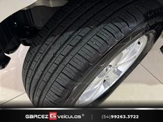 HYUNDAI TUCSON 2.0 GL 2WD 16V 2011/2012 GARCEZ VEÍCULOS BENTO GONÇALVES / Carros no Vale