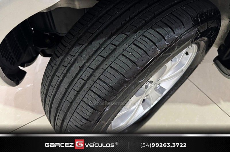HYUNDAI TUCSON 2.0 GL 2WD 16V 2011/2012 GARCEZ VEÍCULOS BENTO GONÇALVES / Carros no Vale