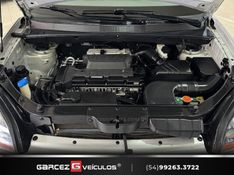 HYUNDAI TUCSON 2.0 GL 2WD 16V 2011/2012 GARCEZ VEÍCULOS BENTO GONÇALVES / Carros no Vale