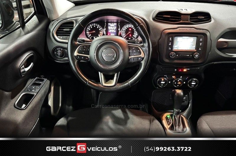 JEEP RENEGADE 1.8 16V LONGITUDE 2015/2016 GARCEZ VEÍCULOS BENTO GONÇALVES / Carros no Vale