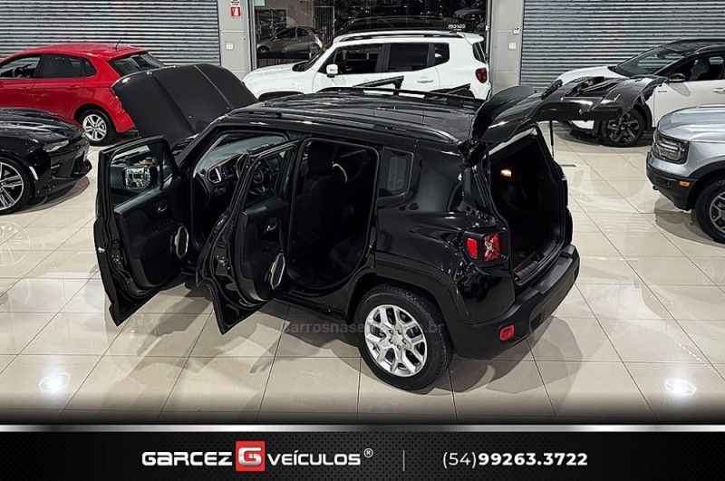 JEEP RENEGADE 1.8 16V LONGITUDE 2015/2016 GARCEZ VEÍCULOS BENTO GONÇALVES / Carros no Vale