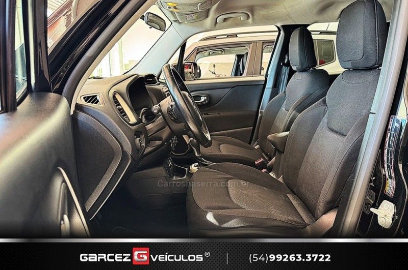 JEEP RENEGADE 1.8 16V LONGITUDE 2015/2016 GARCEZ VEÍCULOS BENTO GONÇALVES / Carros no Vale