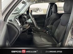 JEEP RENEGADE 1.8 16V SPORT 2019/2019 GARCEZ VEÍCULOS BENTO GONÇALVES / Carros no Vale