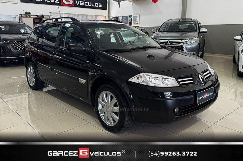 RENAULT MÉGANE 1.6 DYNAMIQUE GRAND TOUR 16V 2012/2013 GARCEZ VEÍCULOS BENTO GONÇALVES / Carros no Vale