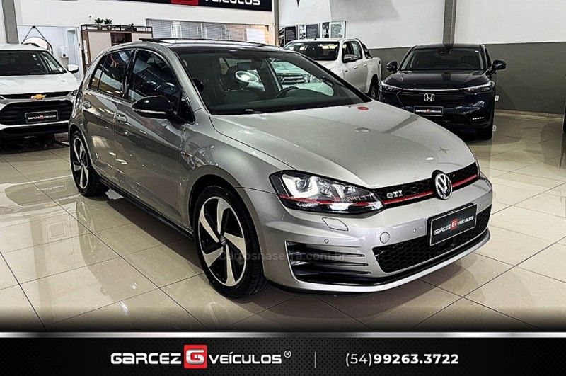 VOLKSWAGEN GOLF 2.0 TSI GTI 16V TURBO 2017/2017 GARCEZ VEÍCULOS BENTO GONÇALVES / Carros no Vale