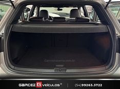 VOLKSWAGEN GOLF 2.0 TSI GTI 16V TURBO 2017/2017 GARCEZ VEÍCULOS BENTO GONÇALVES / Carros no Vale