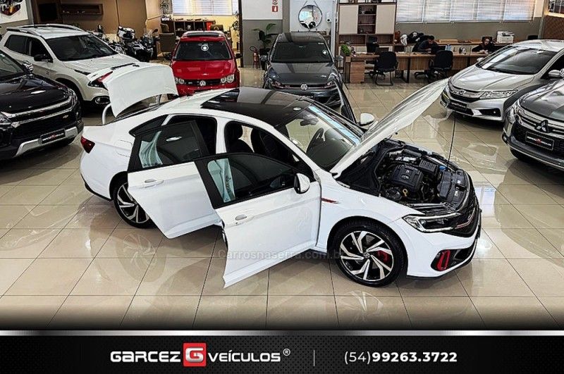 VOLKSWAGEN JETTA 2.0 16V TSI GLI 350 2024/2024 GARCEZ VEÍCULOS BENTO GONÇALVES / Carros no Vale VOLKSWAGEN JETTA 2.0 16V TSI GLI 350 2024/2024 GARCEZ VEÍCULOS BENTO GONÇALVES / Carros no Vale