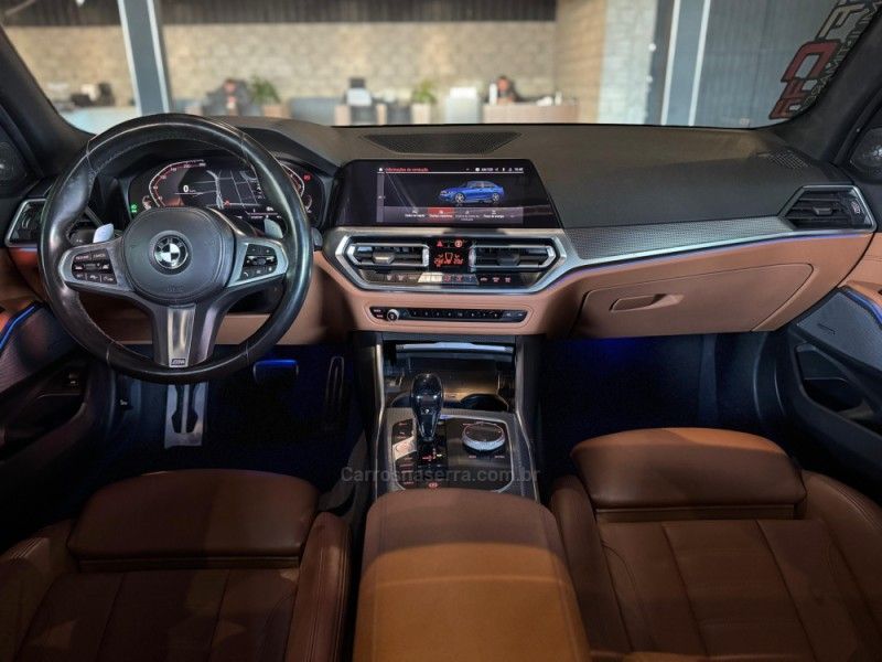 BMW 320I 2.0 M SPORT 16V TURBO 2021/2021 GRIFFCAR MULTIMARCAS DOIS IRMÃOS / Carros no Vale