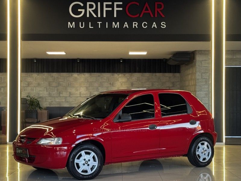 CHEVROLET CELTA 1.0 MPFI SUPER 8V 2003/2003 GRIFFCAR MULTIMARCAS DOIS IRMÃOS / Carros no Vale CHEVROLET CELTA 1.0 MPFI SUPER 8V 2003/2003 GRIFFCAR MULTIMARCAS DOIS IRMÃOS / Carros no Vale