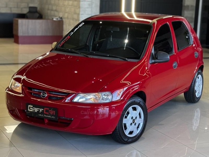 CHEVROLET CELTA 1.0 MPFI SUPER 8V 2003/2003 GRIFFCAR MULTIMARCAS DOIS IRMÃOS / Carros no Vale CHEVROLET CELTA 1.0 MPFI SUPER 8V 2003/2003 GRIFFCAR MULTIMARCAS DOIS IRMÃOS / Carros no Vale
