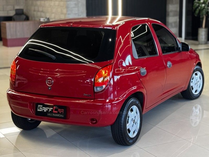 CHEVROLET CELTA 1.0 MPFI SUPER 8V 2003/2003 GRIFFCAR MULTIMARCAS DOIS IRMÃOS / Carros no Vale CHEVROLET CELTA 1.0 MPFI SUPER 8V 2003/2003 GRIFFCAR MULTIMARCAS DOIS IRMÃOS / Carros no Vale