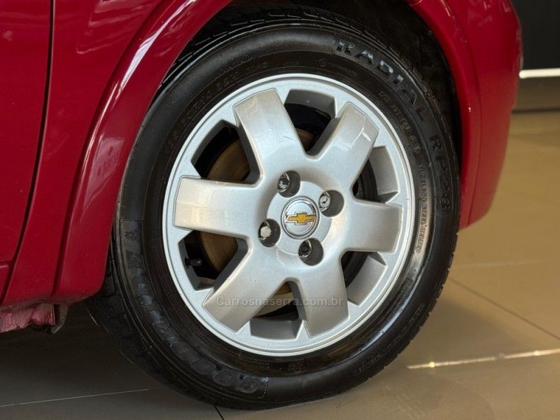 CHEVROLET CORSA 1.4 MPFI PREMIUM 8V 2008/2009 GRIFFCAR MULTIMARCAS DOIS IRMÃOS / Carros no Vale