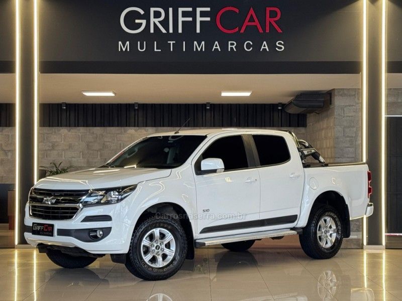 CHEVROLET S10 2.5 LT 4X2 CD 16V 2018/2018 GRIFFCAR MULTIMARCAS DOIS IRMÃOS / Carros no Vale
