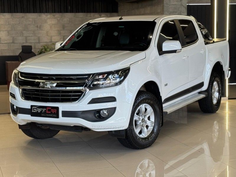 CHEVROLET S10 2.5 LT 4X2 CD 16V 2018/2018 GRIFFCAR MULTIMARCAS DOIS IRMÃOS / Carros no Vale