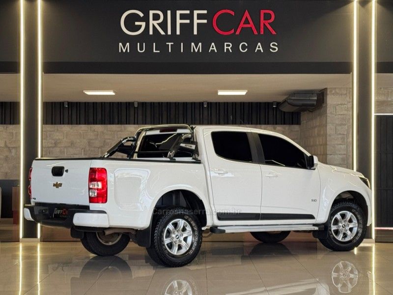 CHEVROLET S10 2.5 LT 4X2 CD 16V 2018/2018 GRIFFCAR MULTIMARCAS DOIS IRMÃOS / Carros no Vale