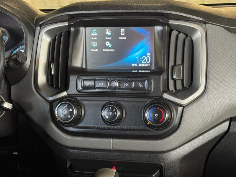 CHEVROLET S10 2.5 LT 4X2 CD 16V 2018/2018 GRIFFCAR MULTIMARCAS DOIS IRMÃOS / Carros no Vale