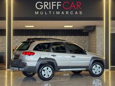 FIAT PALIO 1.8 MPI ADVENTURE LOCKER WEEKEND 16V 2011/2012 GRIFFCAR MULTIMARCAS DOIS IRMÃOS / Carros no Vale
