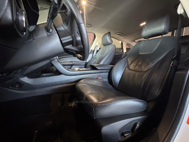 FORD FUSION 2.0 TITANIUM FWD 16V 2017/2018 GRIFFCAR MULTIMARCAS DOIS IRMÃOS / Carros no Vale FORD FUSION 2.0 TITANIUM FWD 16V 2017/2018 GRIFFCAR MULTIMARCAS DOIS IRMÃOS / Carros no Vale
